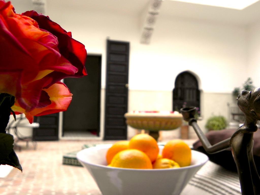 Riad Chez L'Africain Marrakesh Bagian luar foto