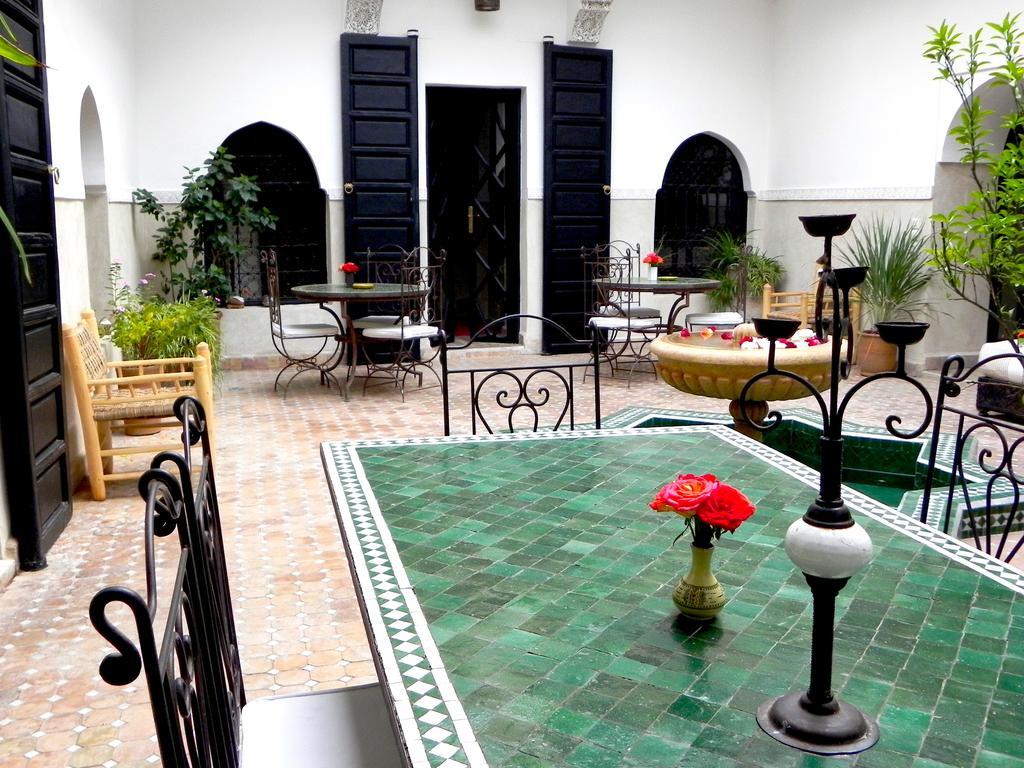 Riad Chez L'Africain Marrakesh Ruang foto