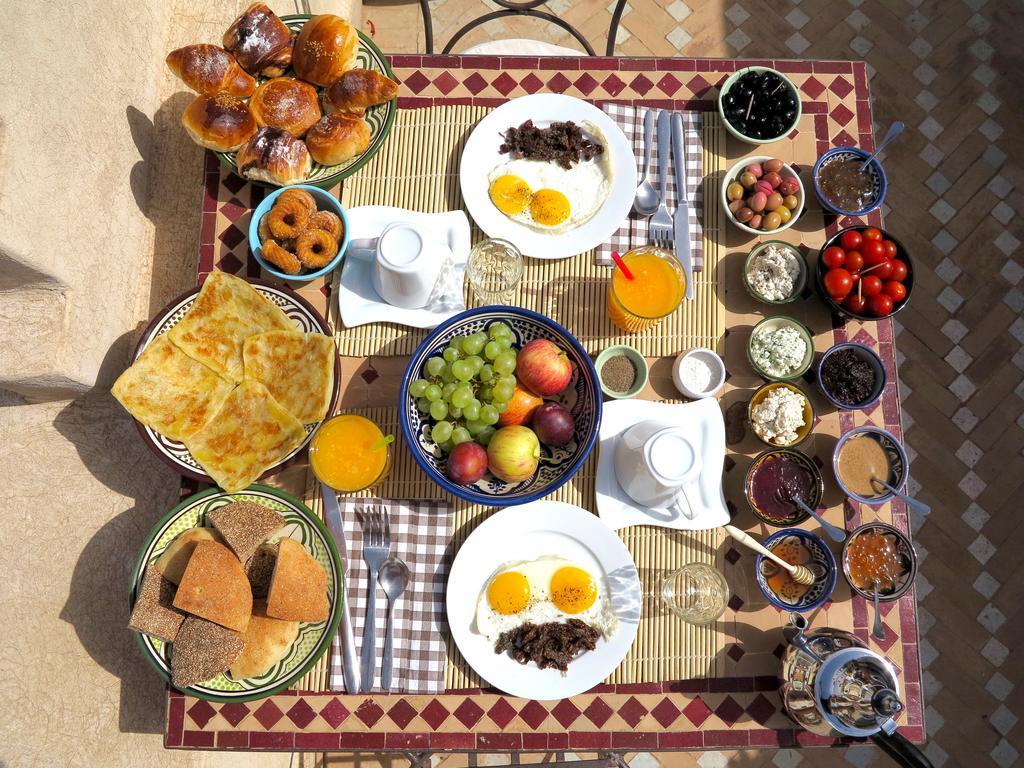 Riad Chez L'Africain Marrakesh Ruang foto